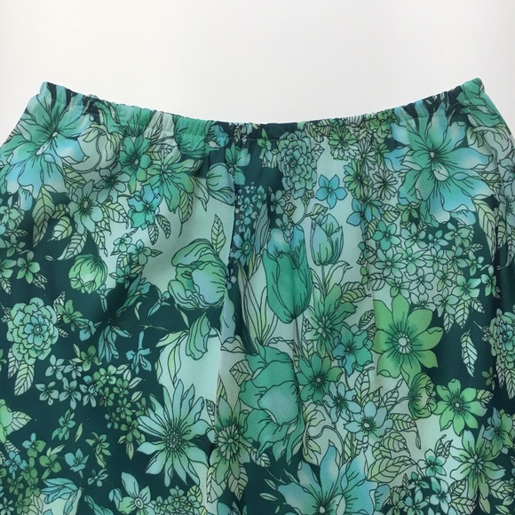 Miss Dorby 2-pc Floral Skirt Suit, sz 6P - Picture 7 of 7